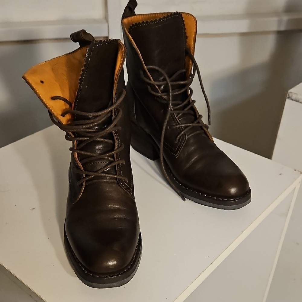 Women's Italian Handcrafted Brown Leather Boots Handcrafted In Italy